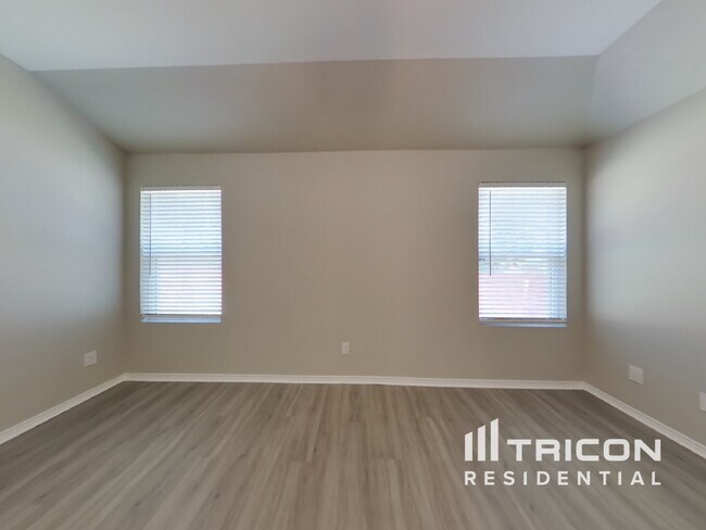 Building Photo - 4002 Stanley Park