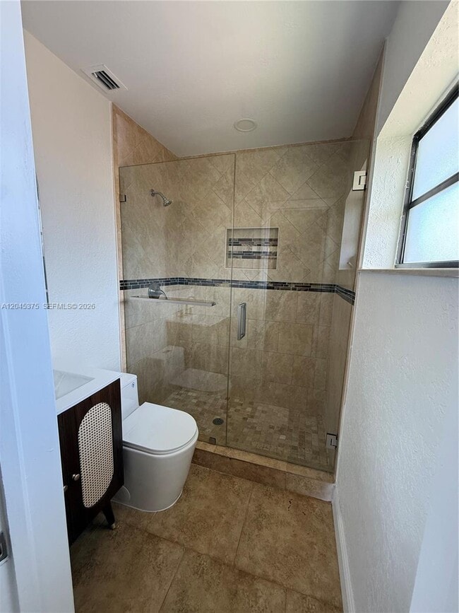 Building Photo - 3500 SW 87th Pl