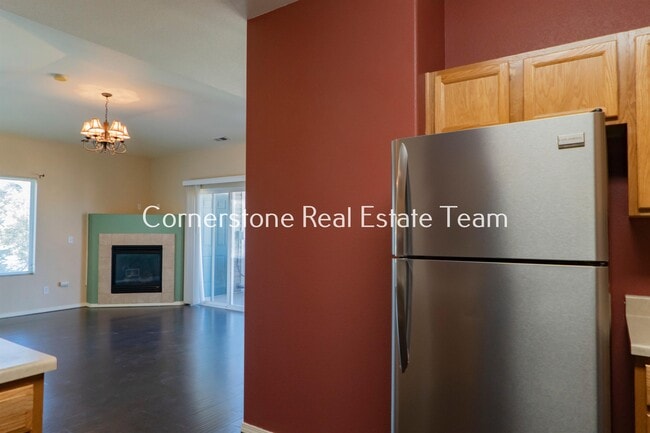 Building Photo - 2094 Legacy Ridge View