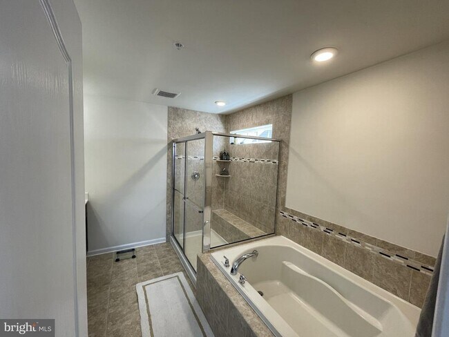 Building Photo - 1296 Foggy Turn