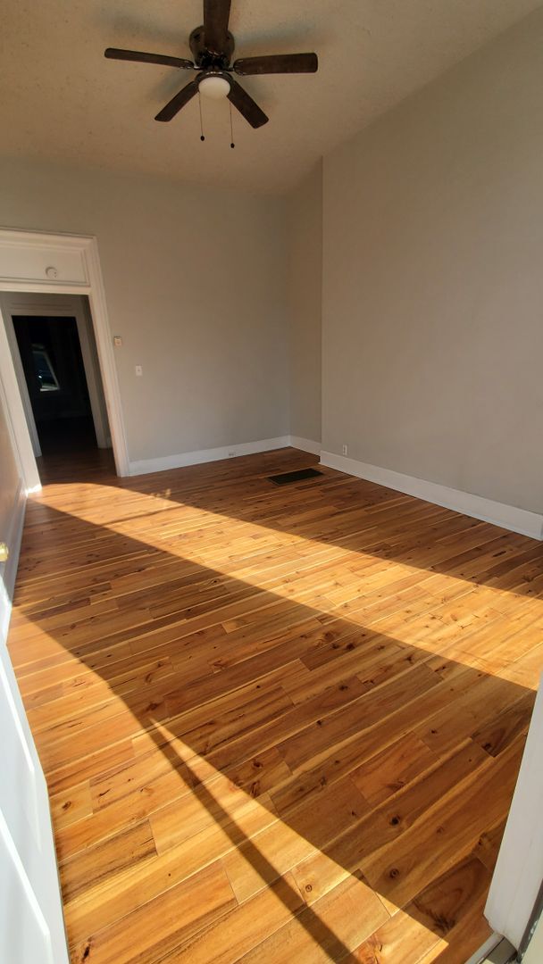 Building Photo - Totally renovated! Close to the F.C. Stadium! Over the Rhine!