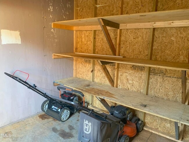 Building Photo - 1314 Hearthside St