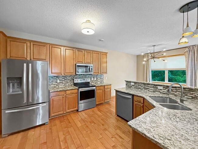 Building Photo - 815 Newberry Ln