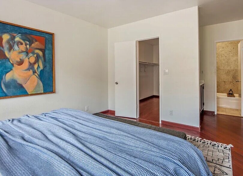 Building Photo - 4361 Berryman Ave
