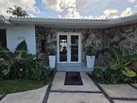 Building Photo - 8220 SW 48th St