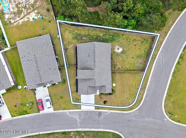 Building Photo - 1338 Cadbury Castle Dr SE
