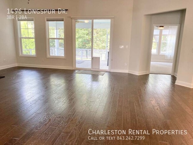 Building Photo - 1496 Longspur Dr