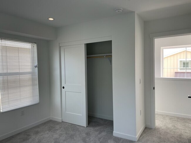 Building Photo - 2020 Elson Way