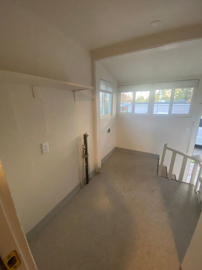 Building Photo - Non-Refundable & Security Deposit Total: $1150.00