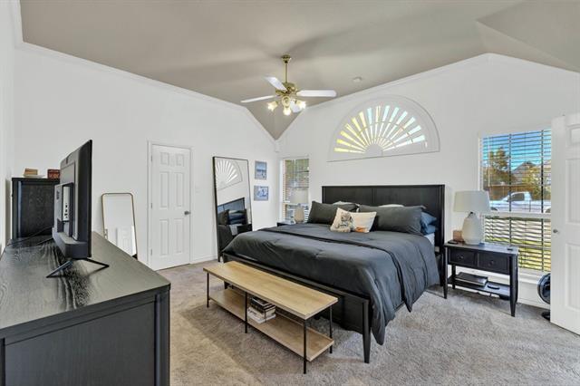 Building Photo - 18 Equestrian Ct