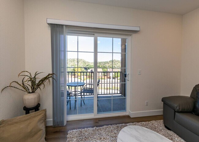 Building Photo - Westside, Next to Nature 2 Bed Luxury Apartment by Garden of the Gods