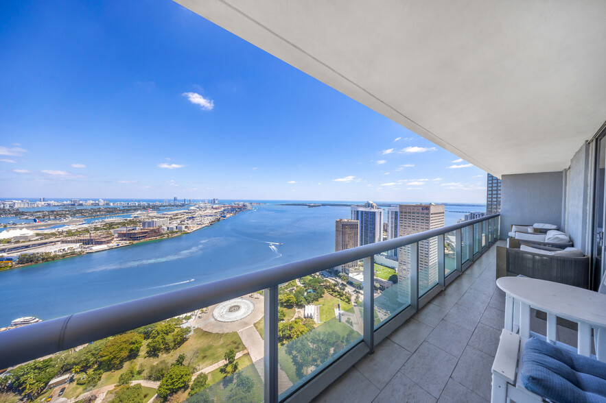 Building Photo - 50 Biscayne Blvd