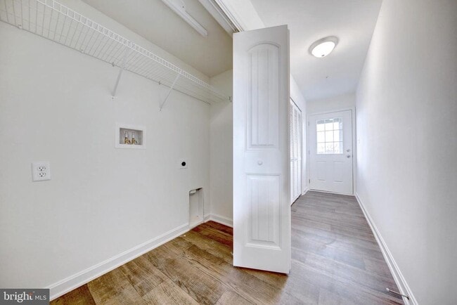 Building Photo - 88 Brookside Ave