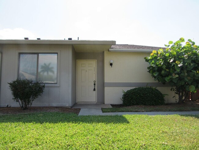 Primary Photo - Cedarbend 5266-2