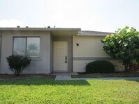 Building Photo - Cedarbend 5266-2