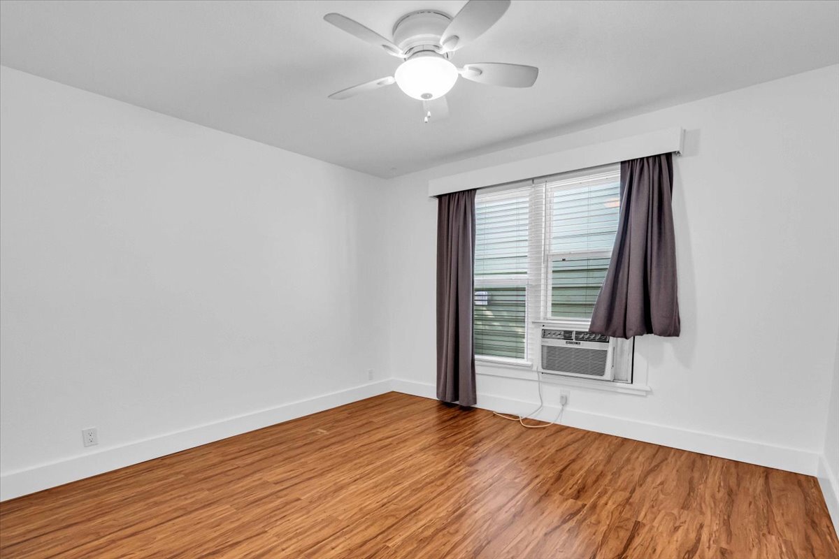 Bedroom - 539 6th St N