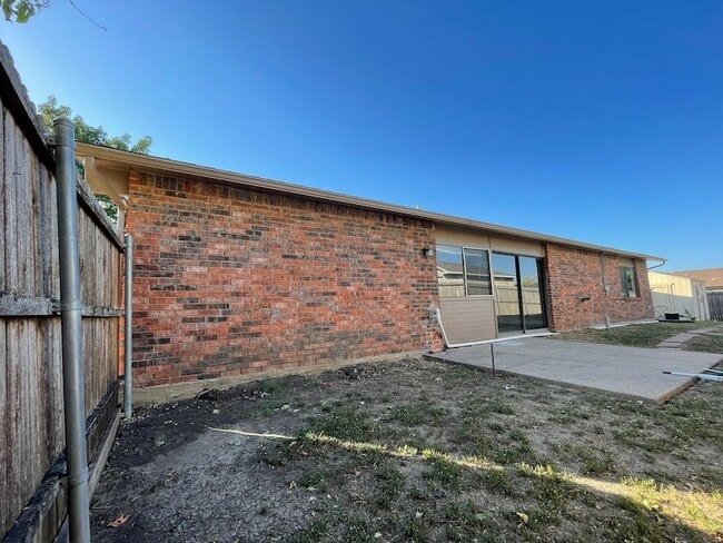 Building Photo - 4916 N Colony Blvd