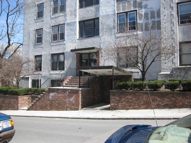 Building Photo - 198 Allston St