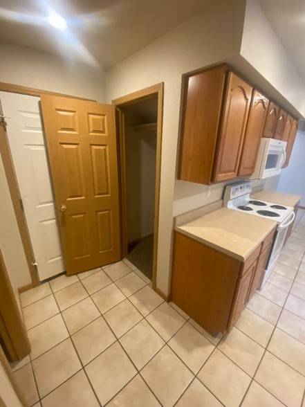 Building Photo - 1254 Rock Ridge Ln