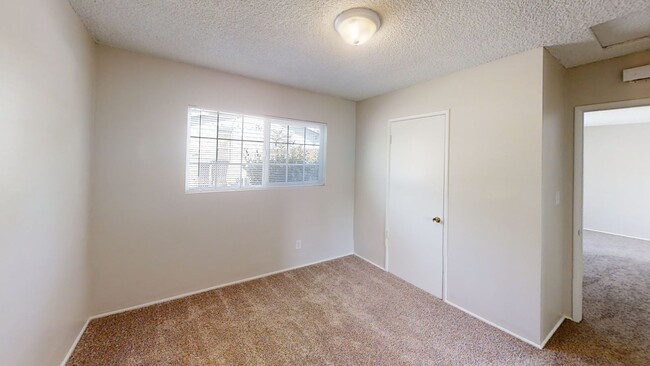 Building Photo - 34939 Cedar Ave