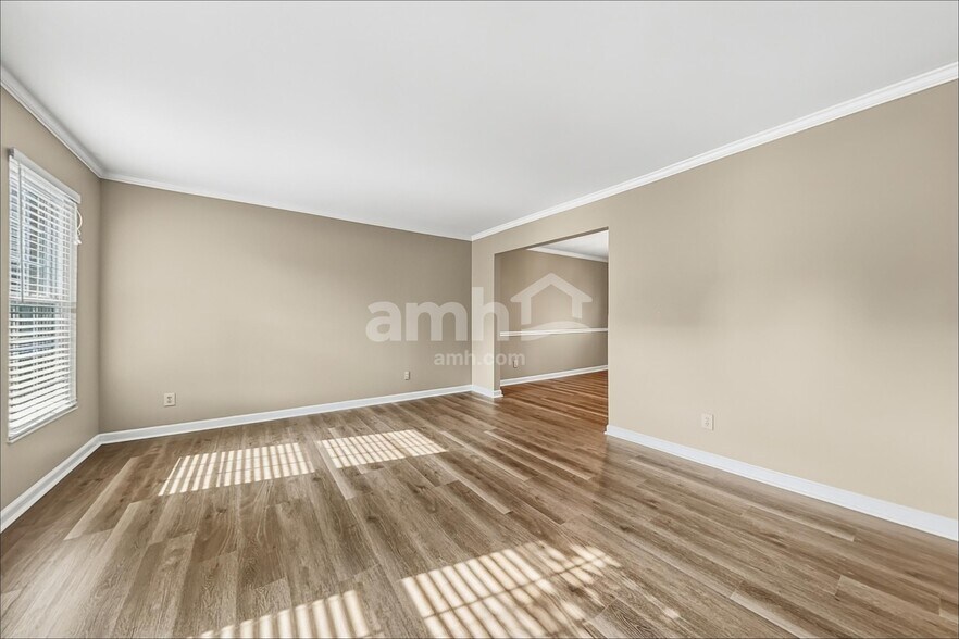 Building Photo - 7037 Berry Blossom Ct
