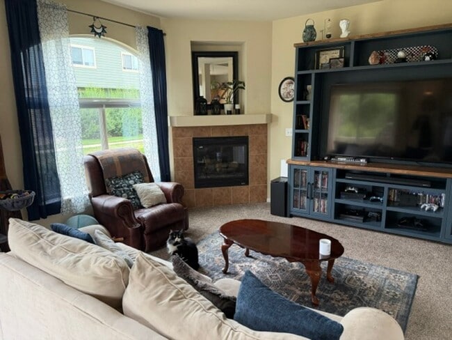 Building Photo - Stone Creek property now available!