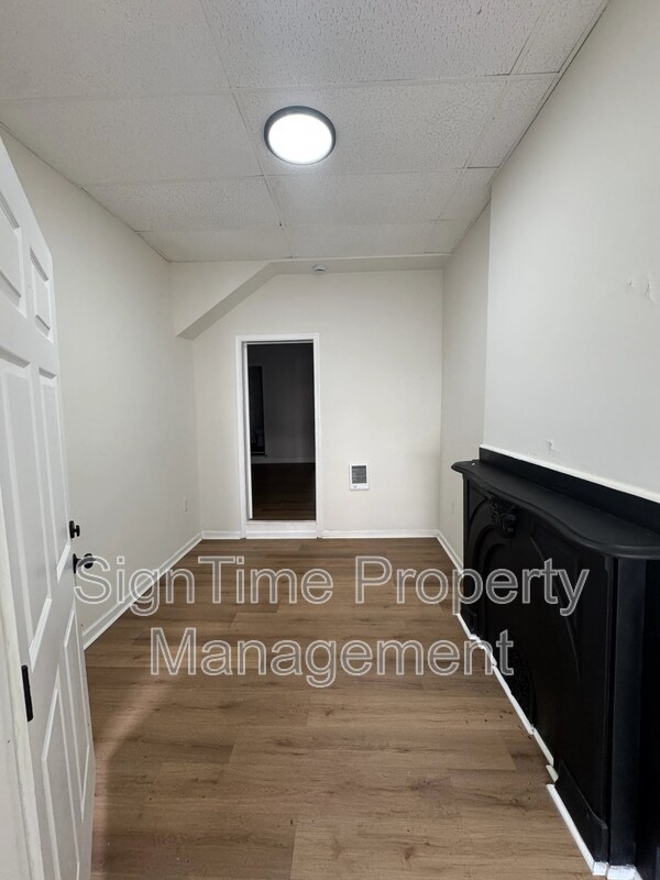 Building Photo - 40 N Conococheague St