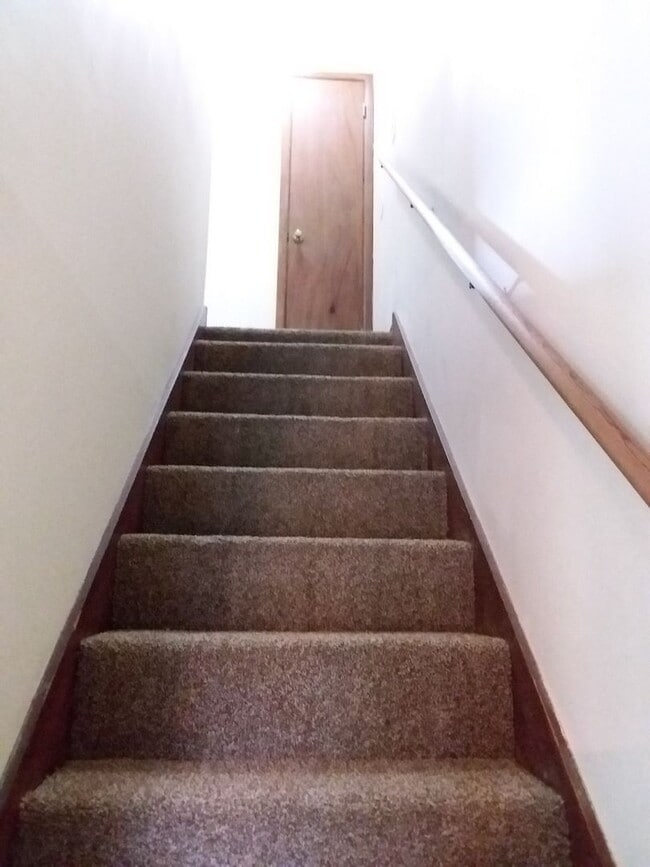 Building Photo - Mandarin - 2/2.5 townhome