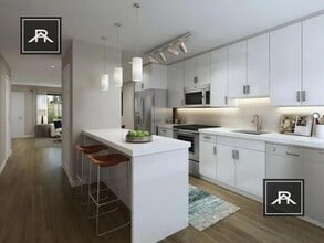 Building Photo - 3 bedroom in Brookline MA 02445