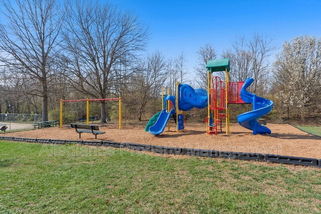 Building Photo - 6011 Curtier Dr