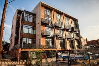 Building Photo - Pullman Flats #203
