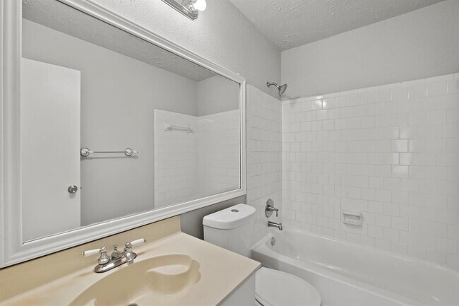 Building Photo - 7403 W Fuqua St
