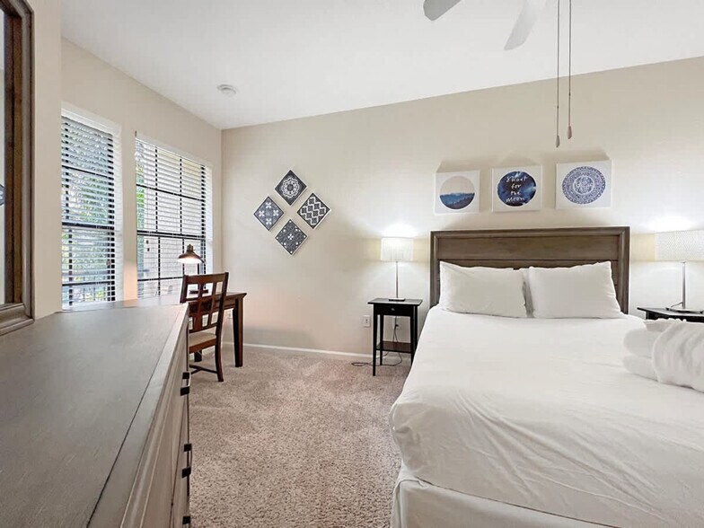 Building Photo - 2021 N Lemans Blvd