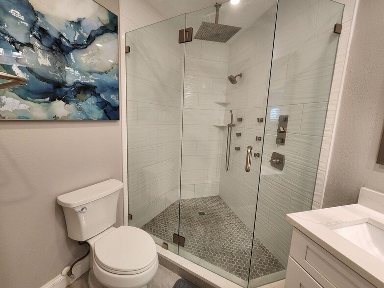 Building Photo - 1800 The Greens Way