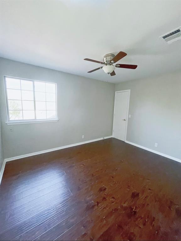 Building Photo - 104 Cattail Cove