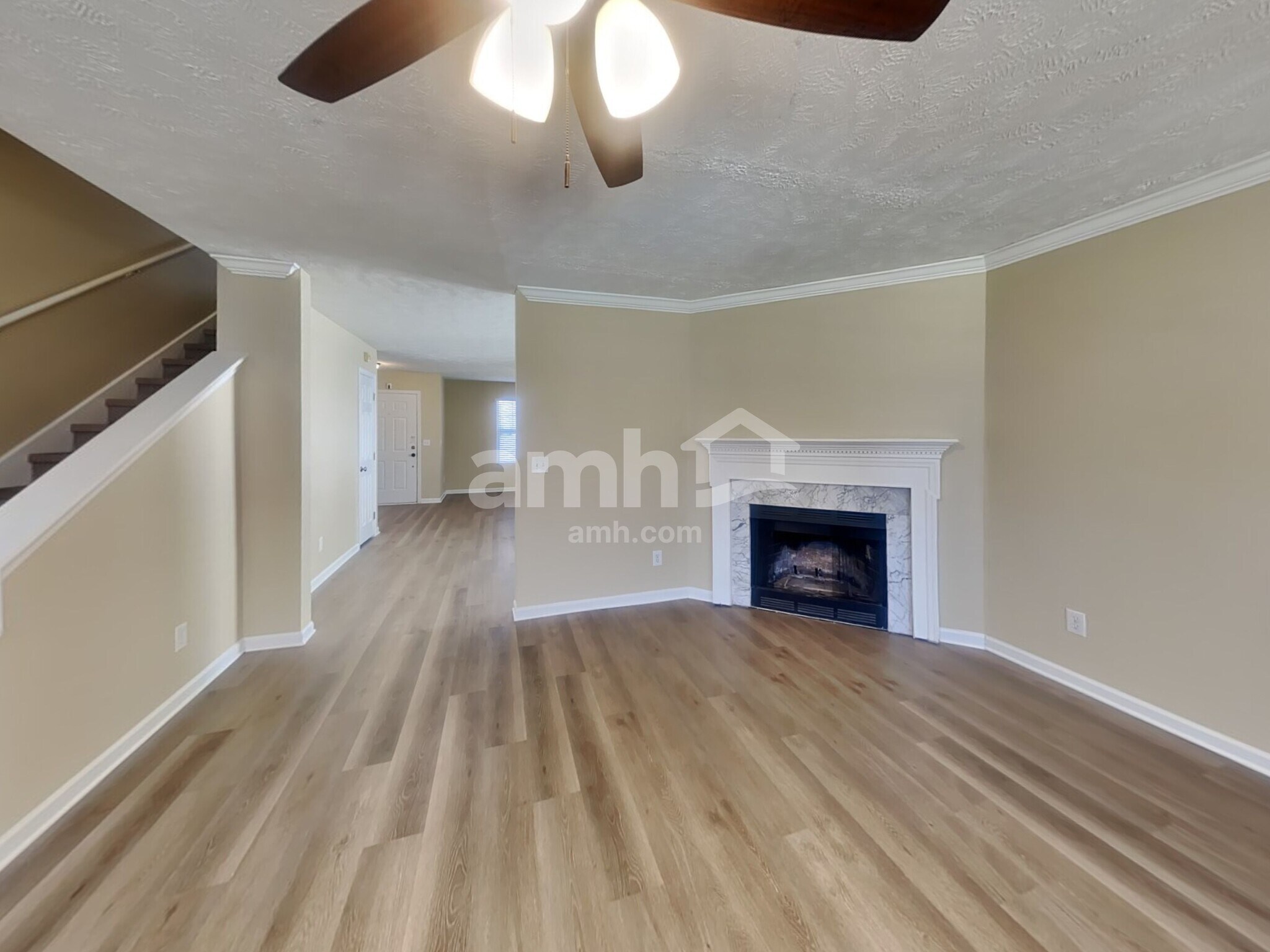 Building Photo - 5527 Middlebury Dr