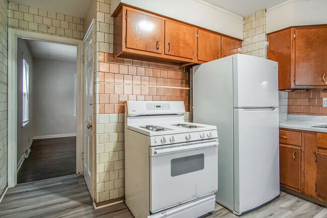 Building Photo - Inviting 3 Bedroom Home with Large Basement