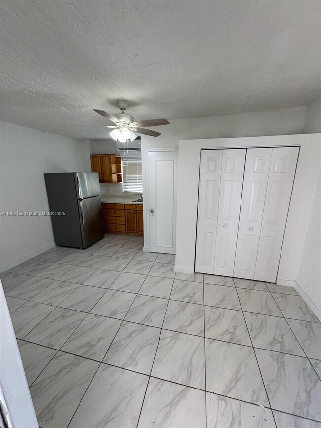 Primary Photo - 28835 SW 162nd Ave