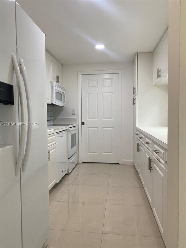 Building Photo - 9805 NW 52nd St