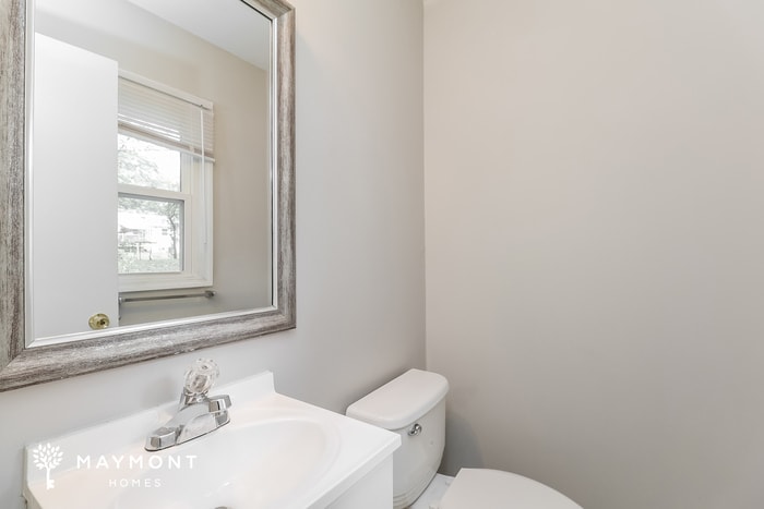 Building Photo - 4309 Dowling Dr