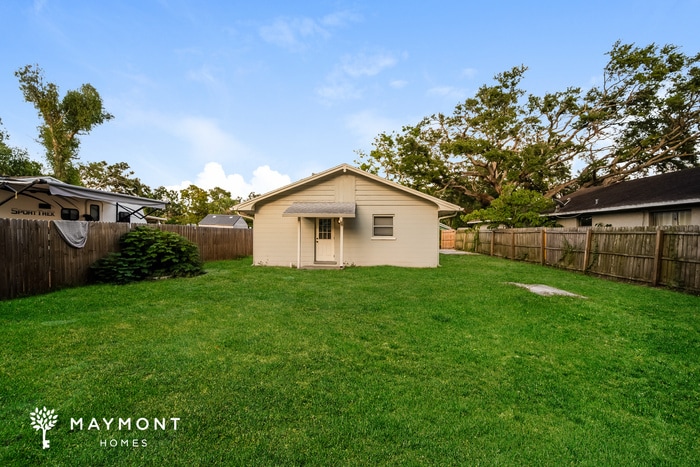 Building Photo - 714 37th St W