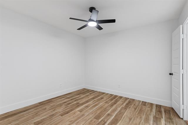 Building Photo - 219 Lakeview Dr