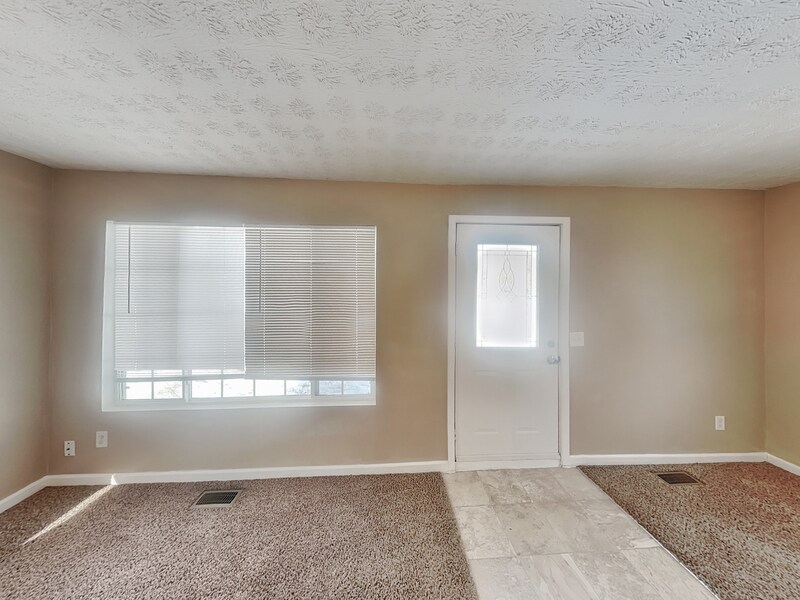 Building Photo - 7109 E 14th St