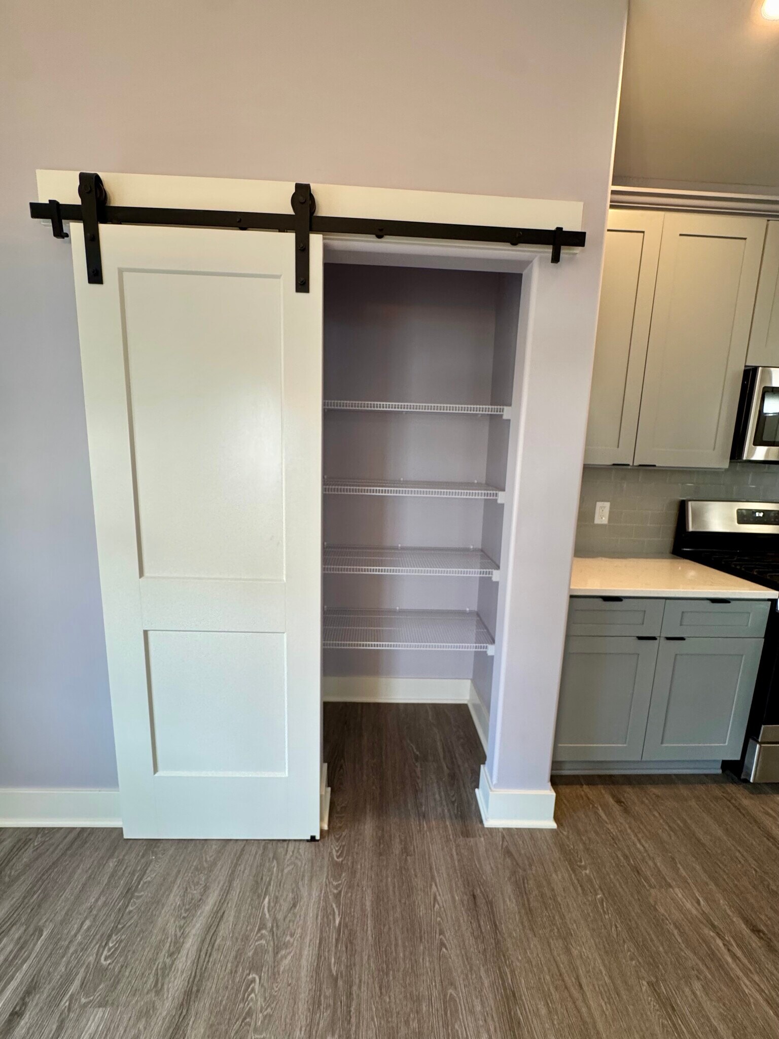 Building Photo - 3082 Charissas Plz