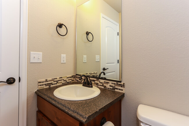 Bathroom off Kitchen - 3453 Curlew Dr