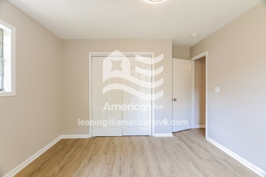 Building Photo - 1453 Park Ave