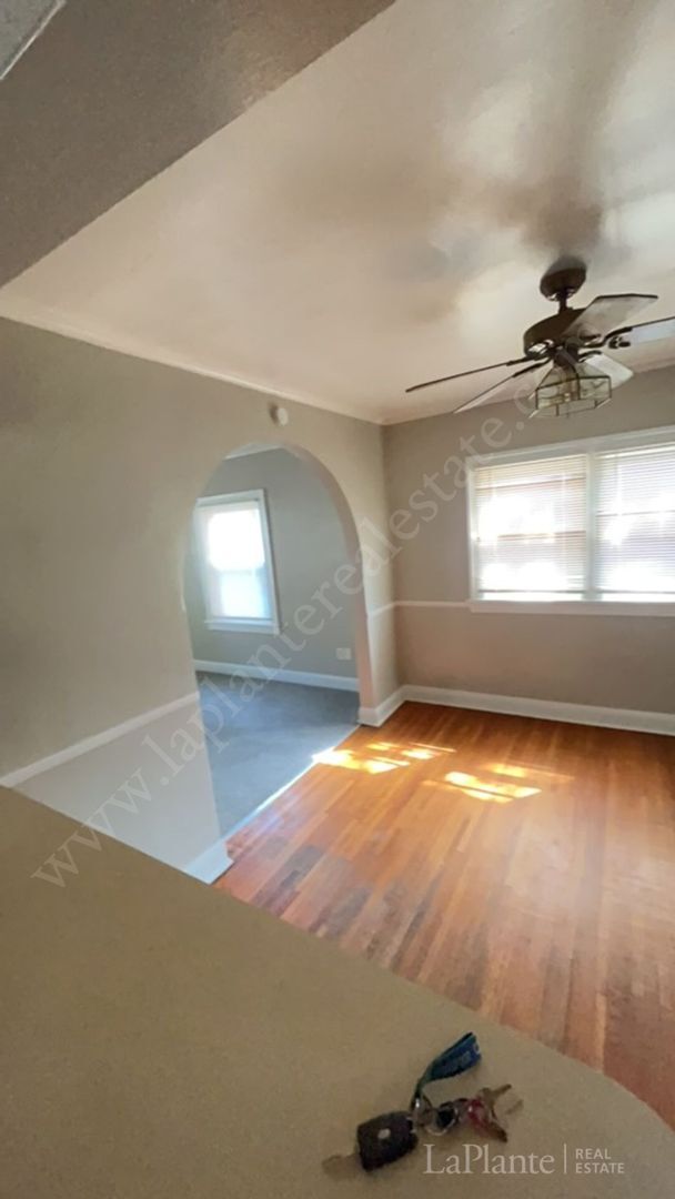 Building Photo - Spacious 3 Bedroom Home for Rent in Librar...