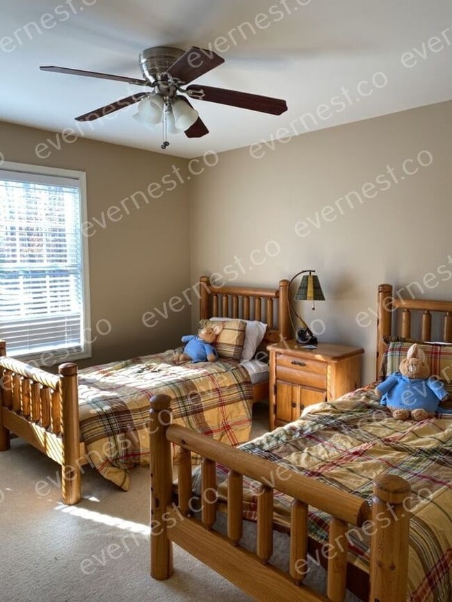 Building Photo - Stunning 3 Bed, 2 Bath House in Locust Gro...
