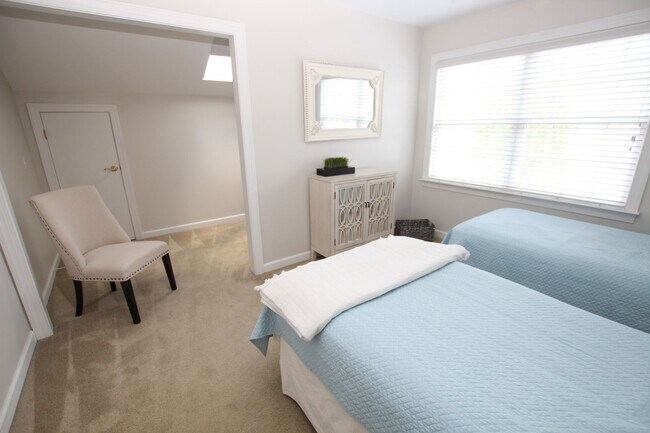 Building Photo - Discover the allure of year-round living i...
