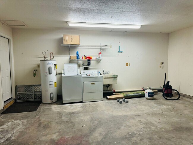 Building Photo - WINTER VACATION RENTAL: Newly Updated 3-Bedroom Home by the River with RV Parking